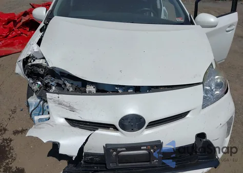 2013 Toyota Prius Three Se из США, поврежденный, VIN JTDKN3DU7D5577321